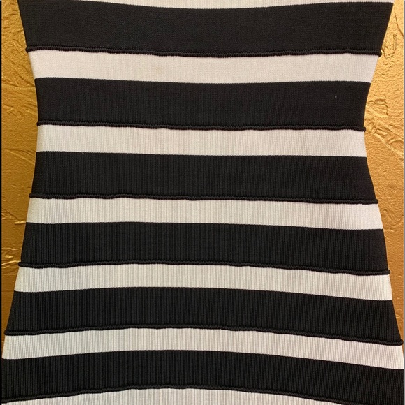 Arden B Black/Cream Bodycon Dress - Picture 4 of 5